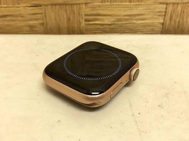 TTE57416相 Apple Watch Series 4 GPSモデル 44mm MU6G2J/A A1978 直接  