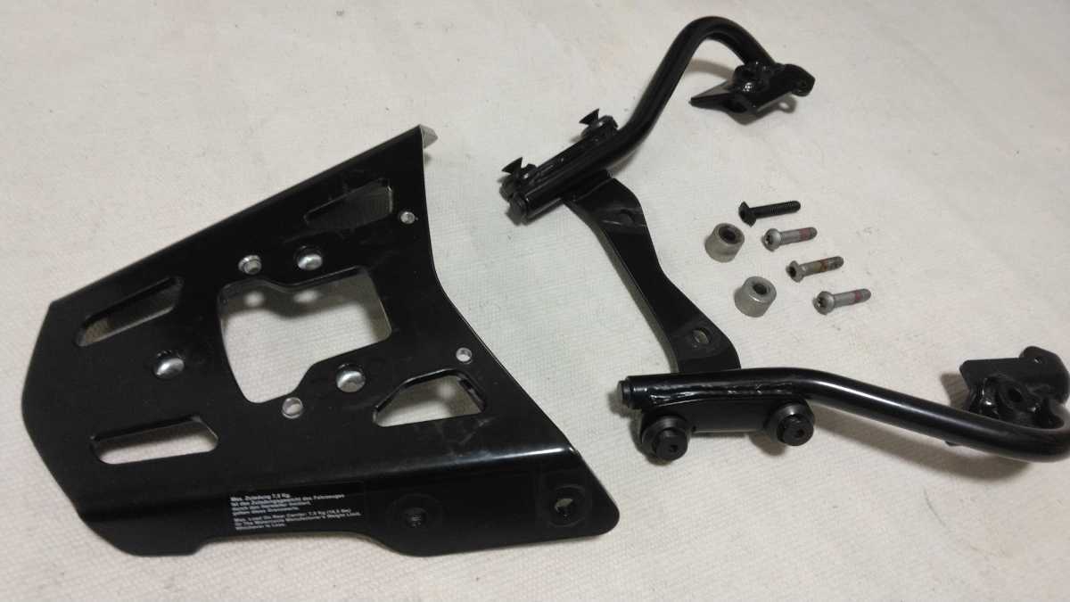 リアキャリア　BMW　F800ST　　SW-MOTECH(エスダブリューモーテック) SWモテック モテック キャリヤ ラック ALU-RACK(アルラック)