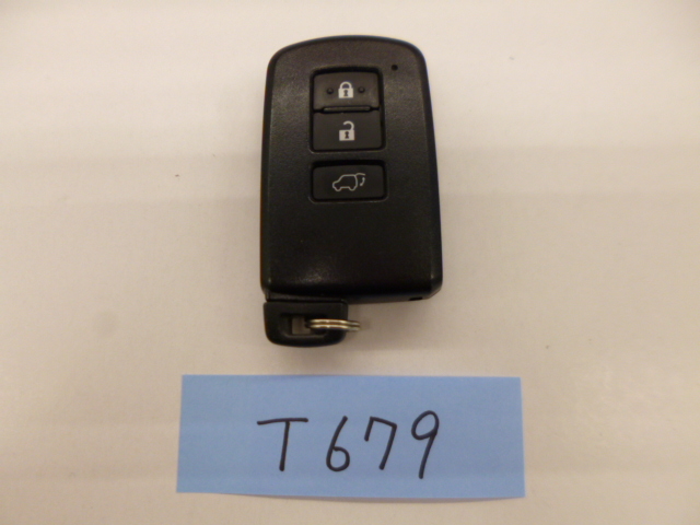 『TN679』トヨタ　TOYOTA　スマートキー　ハリアー　28年式　【AVU65W】281451-2110【動作確認済】