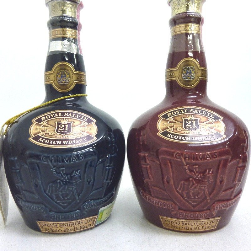 ロイヤルサルート 21年 青陶器/赤陶器 2本セット 700ml 巾着付 【公式