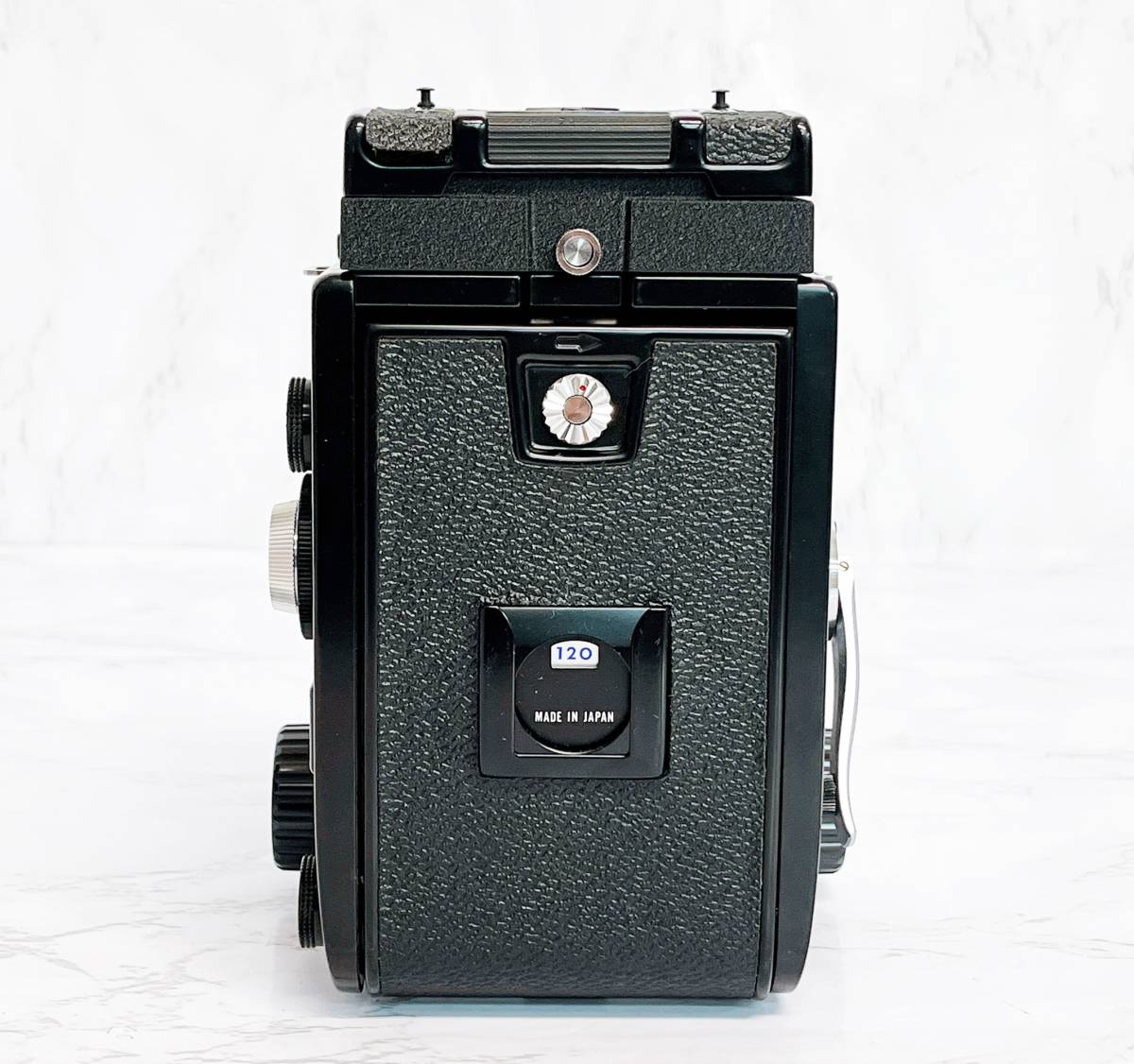 フィルムカメラ Mamiya C330 Professional 良品 マミヤ C330 Professional F フィルム二眼レフカメラ（MAMIYA