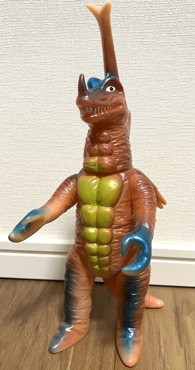 人気，豊富な カネドラスブルマァク マルサン ウルトラマン ウルトラマン怪獣 ソフビ スタンダード マーミット ベアモデル M1号 円谷プロ(ソフビ)｜売買されたオークション情報、yahooの商品情報をアーカ ソフビ