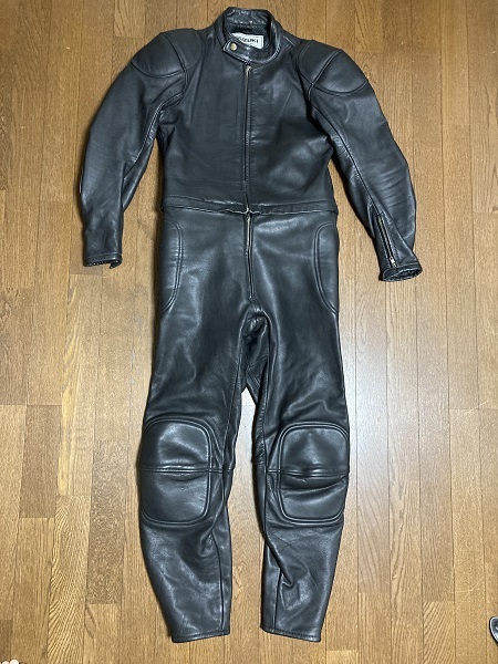 ダイネーゼ レザーパンツ セパレートツナギ 遊ばせ 