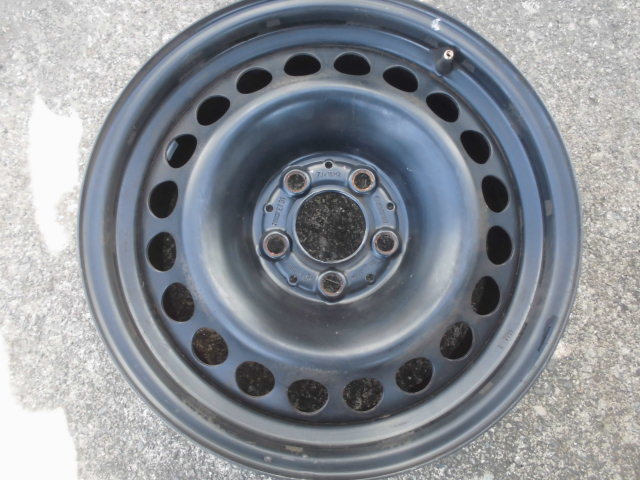 神奈川発　☆　メルセデスベンツ BENZ W203 スチール 16X7.0J ET +31 112 5H 1本