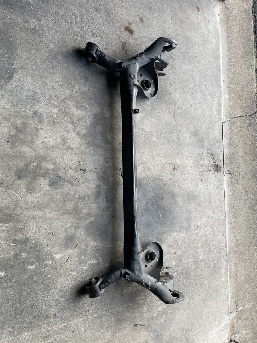 アクア NHP10 純正可変リアアクスル トヨタ 純正 アクア 《 NHP10