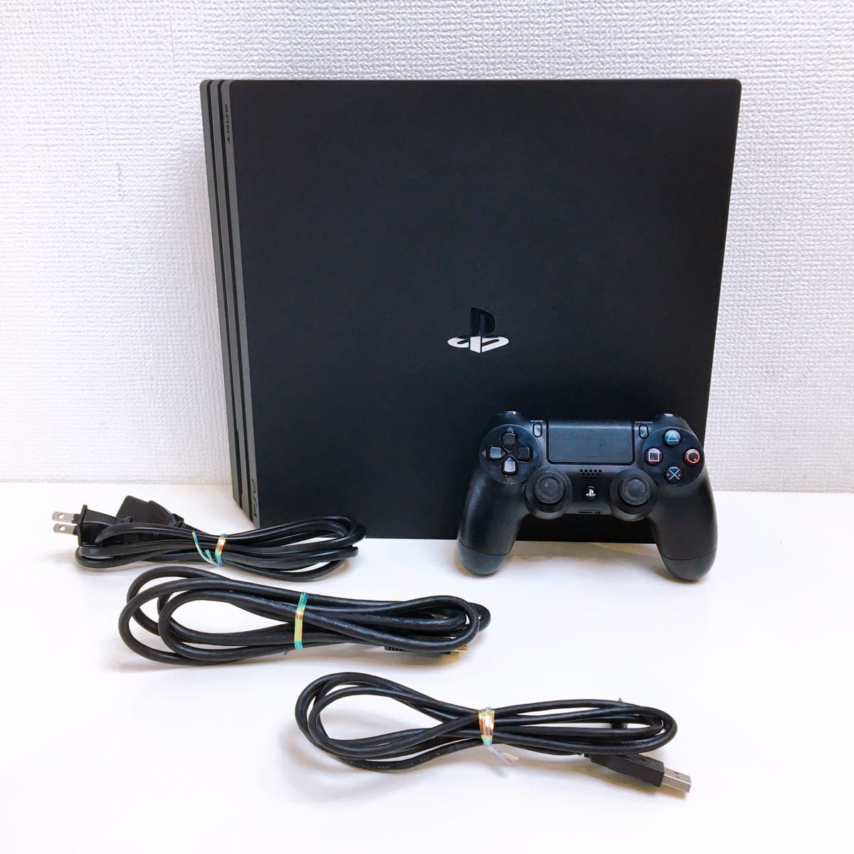 本物保証，限定SALE 111 Playstation4 Pro 本体 CUH-7000B ジェットブラック コントローラー ケーブル プレイステーション4 動作確認 初期化済み 現状品(PS4本体)｜売買されたオークション情報、yahooの商品情報をアーカイ PS4本体