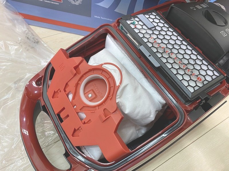 □Miele ミーレ Compact C2 キャニスター 紙パック掃除機 クリーナー