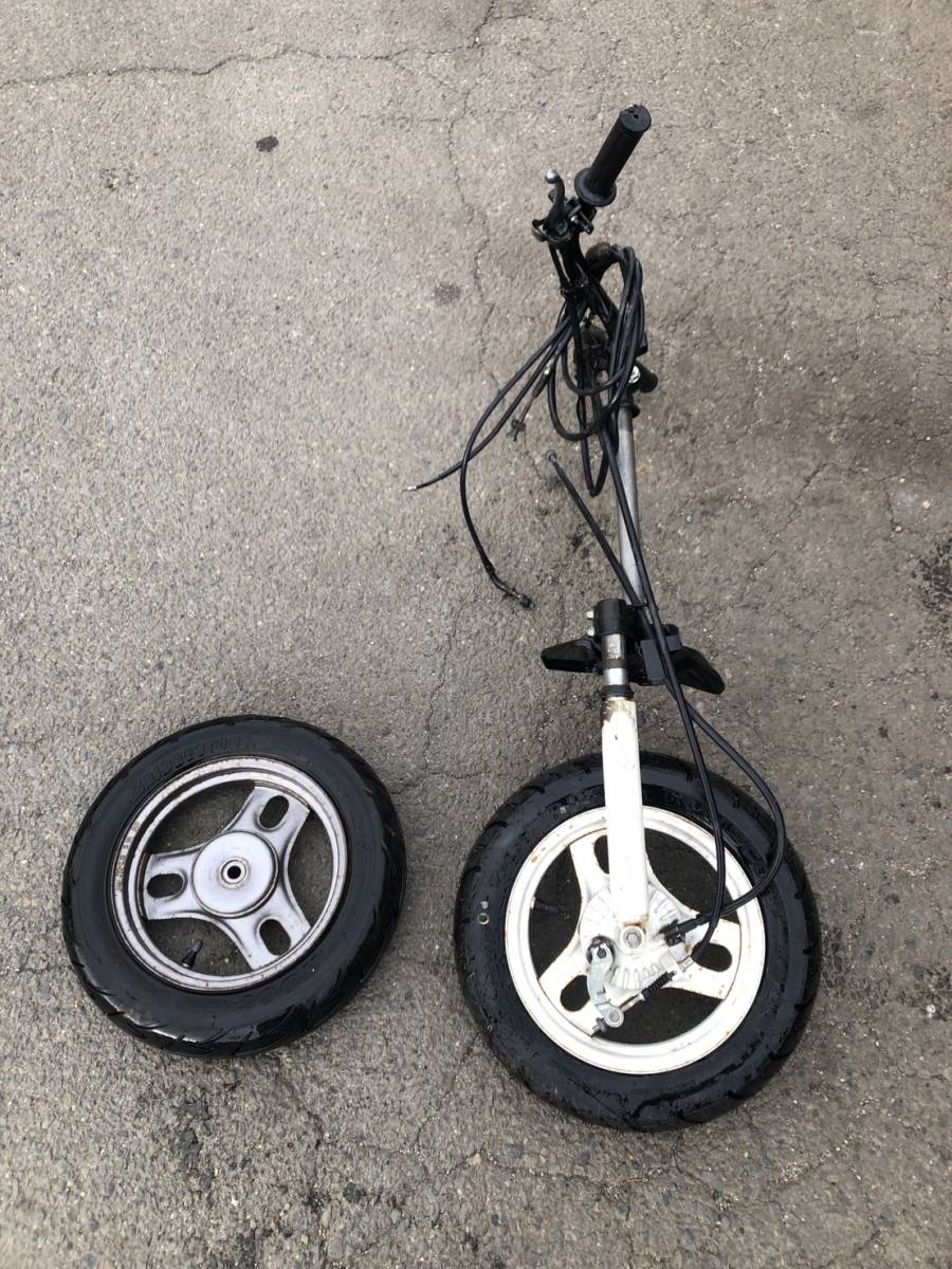 自転車の車輪 44289】 ディオ DIO AF18 (16番台～) ① ハンドル フロントフォーク 三