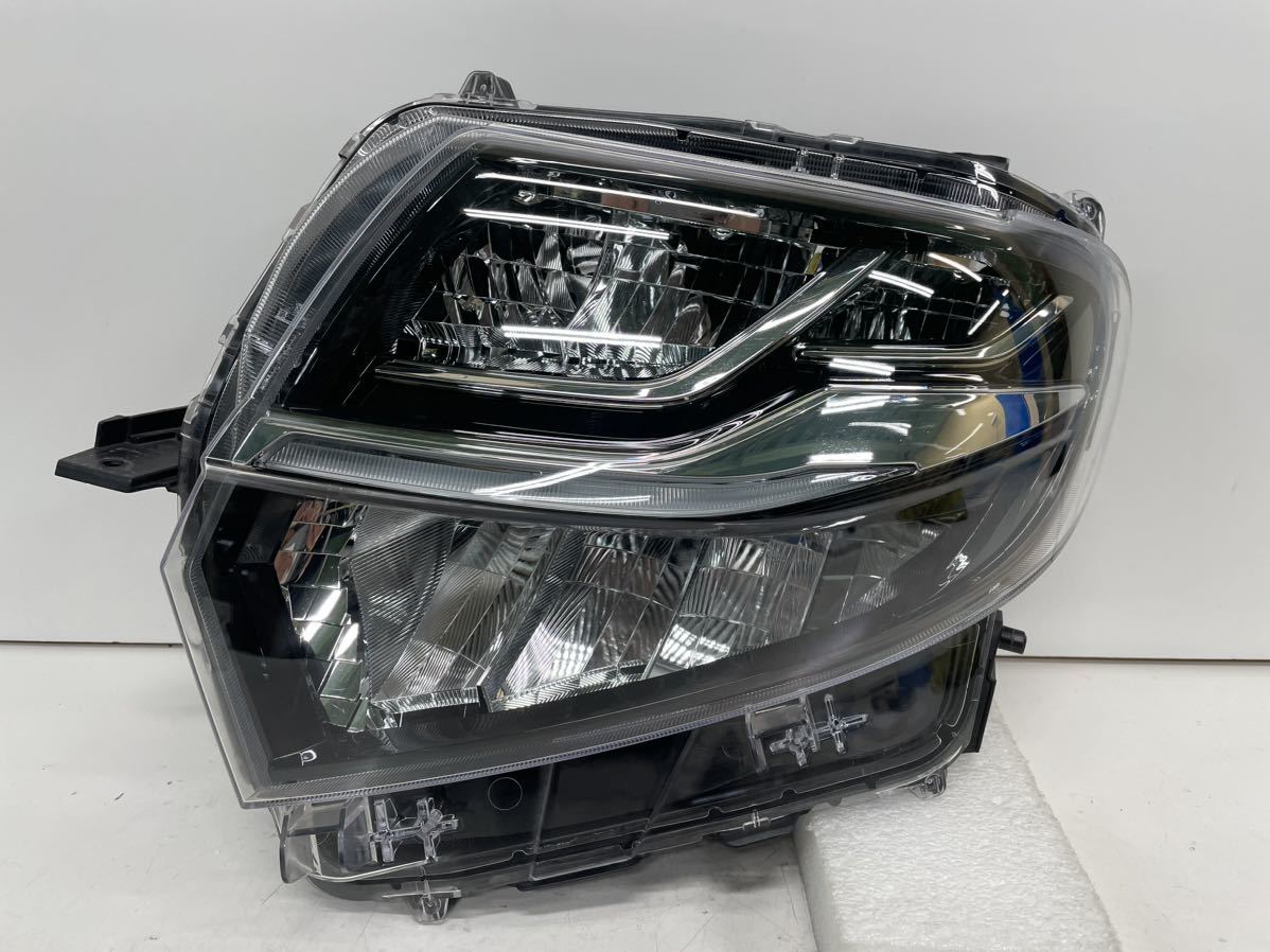 S41217 【良品】タント カスタム LA650S 純正 左 ヘッドライト LED KOITO 100-69075 刻印Z
