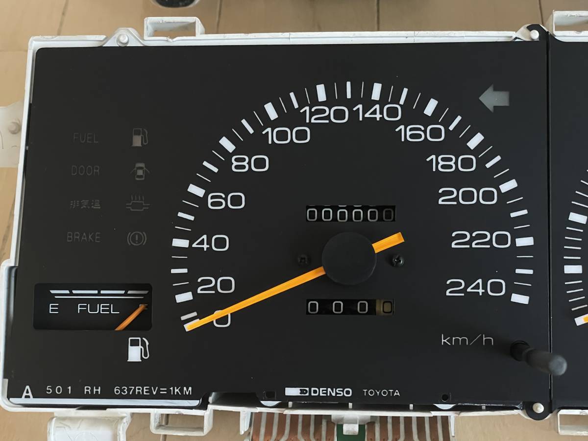 AE86用フルスケールメーター 240km 11000rpm AE86 後期 - Sleek AE86用フルスケールメーター 240km 11000rpm AE86 後期 - Sleek