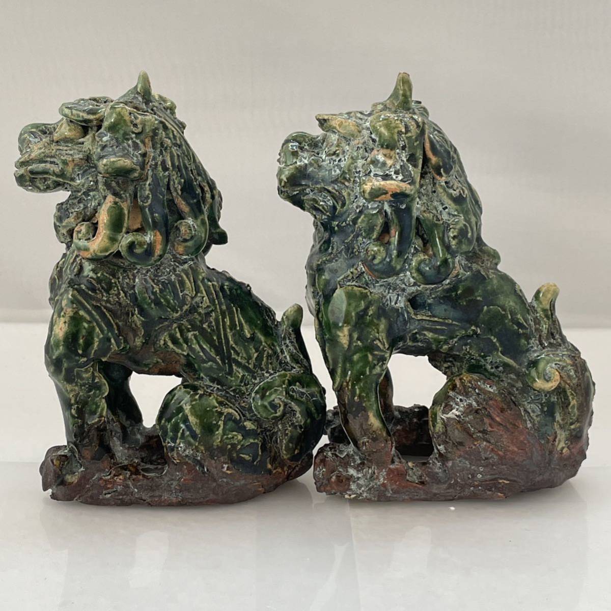 置物 獅子 琉球 中国 狛犬 シーサー 風水 古玩 陶芸 高さ14cm 骨董