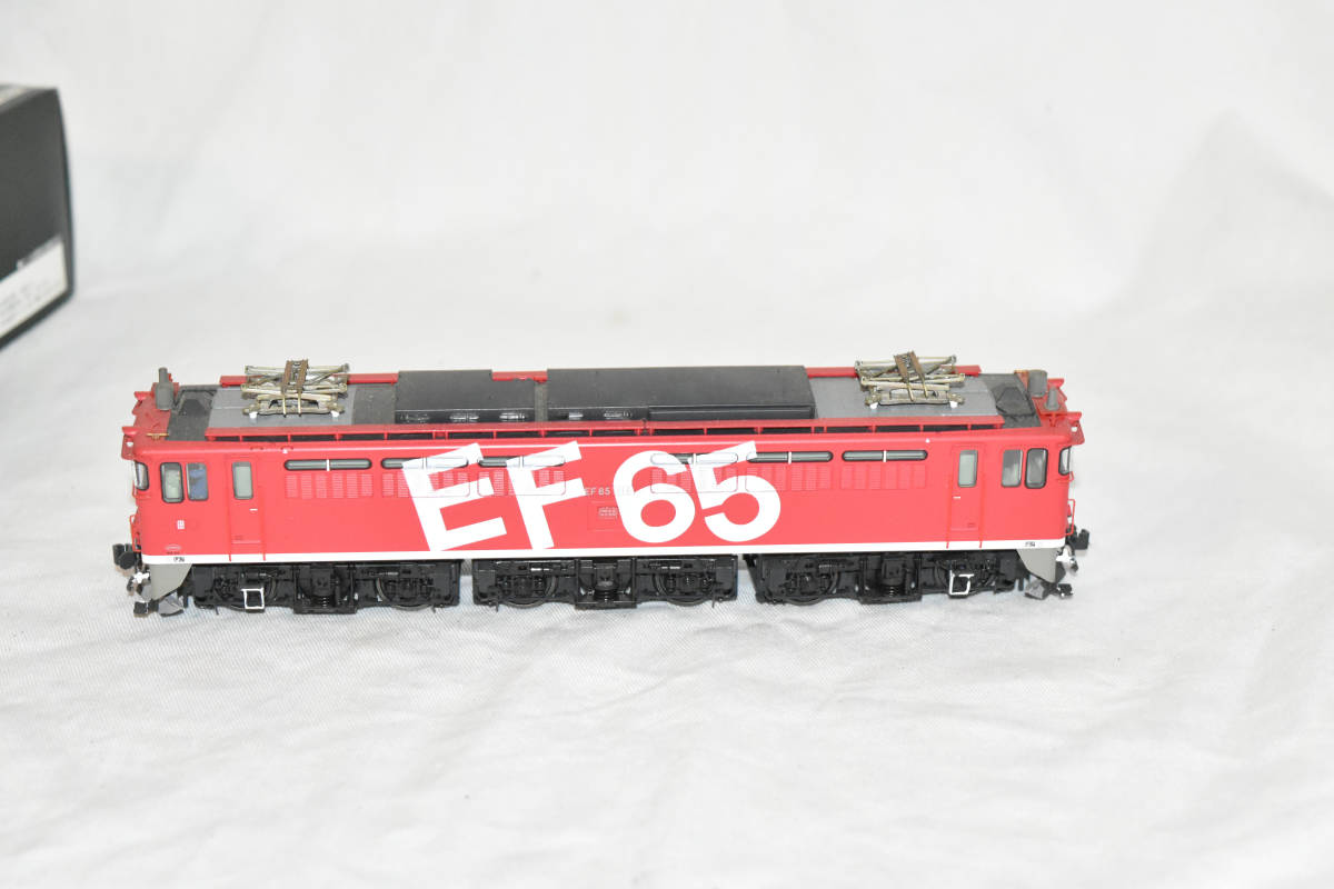 KATO EF65 1100番台 レインボー KATO EF65 | 3061-9 が入線しました