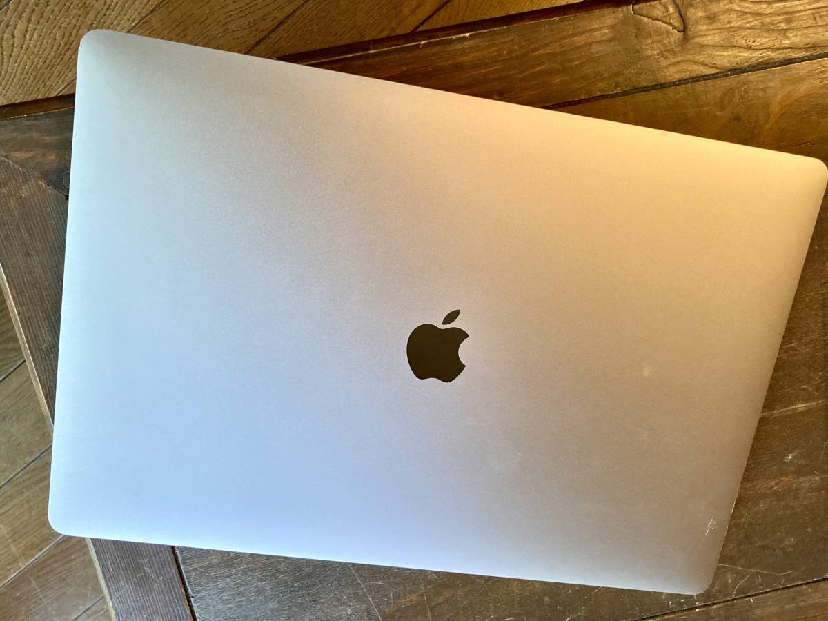 Macbook Pro 2019 16インチ 2.6GHz 6コア Intel Core i7 メモリ16G SSD 