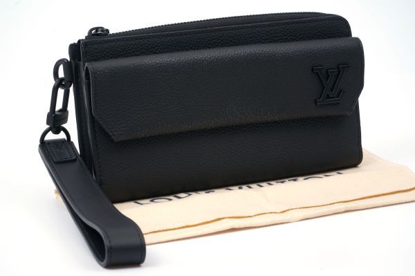 louis-vuitton-zippy-wallet--M42616_PM2_Front%20view