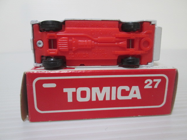 トミカ赤箱27イスズハイパックバン(日本製) 三越こども博覧会特注。 トミカ 27-5 いすゞ ハイパック バン 三越こども大博覧会6 【公式通販】
