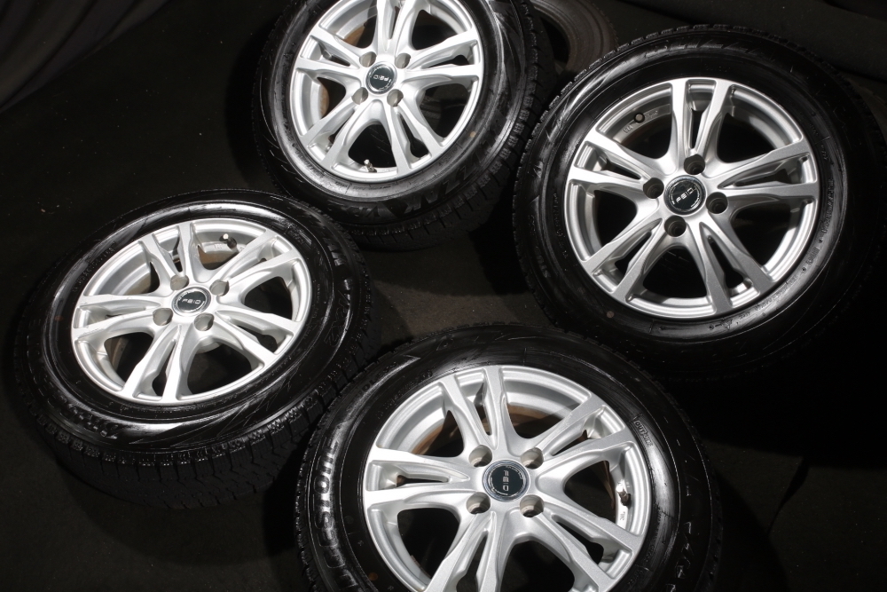 ☆バリ山 165/70R14 ブリジストン スタッドレスVRX2 2018年製 4本SET