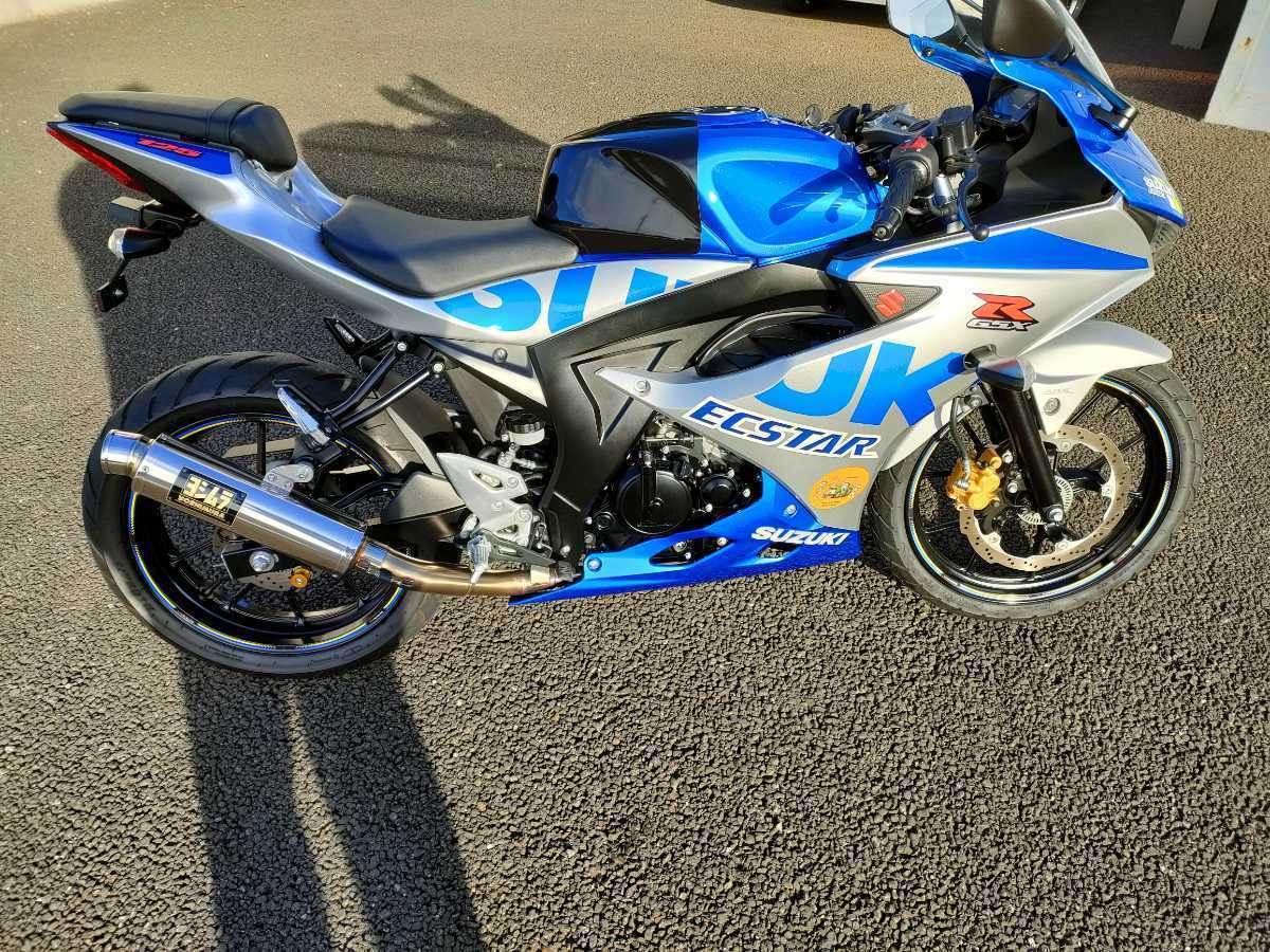 スズキ　GSX-R125　ABS ECSTAR GSX ヨシムラ　極上車　青/銀　走行2245km カスタム　DL33B 　ワンオーナー　 GSX-R125 スズキ | ABSに特別色！ ABSの「エクスターカラー」新車入荷しました 試乗インプレッション伝統の遺伝子を感じる