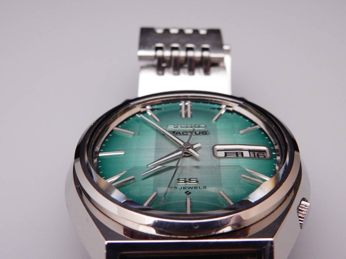 日差無し 希少文字盤 セイコー ファイブ アクタス SEIKO 5 ACTUS 6106-8690 25石 自動巻き グリーン 綺麗カットガラス