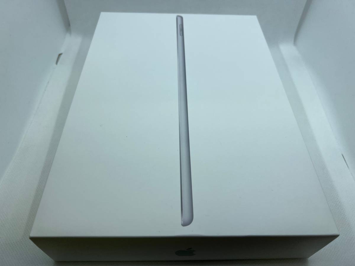 超美品】iPad 第8世代 32GB Wi-Fi シルバー MYLA2J/A A2270 2020 8th