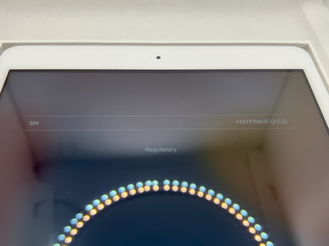 超美品】iPad 第8世代 32GB Wi-Fi シルバー MYLA2J/A A2270 2020 8th