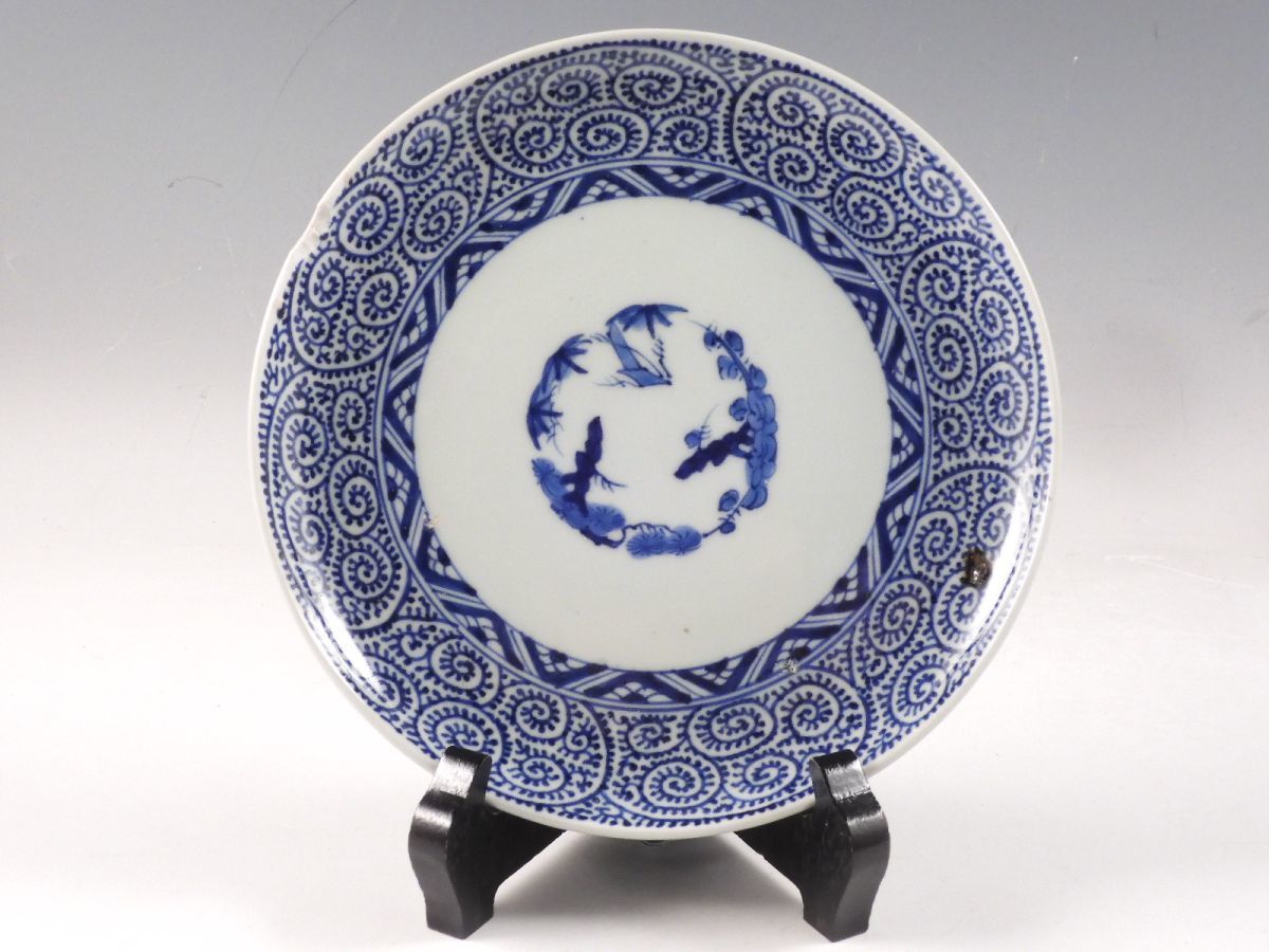 ○栄○古伊万里 染付 蛸唐草文 飾皿 18.4cm 江戸期