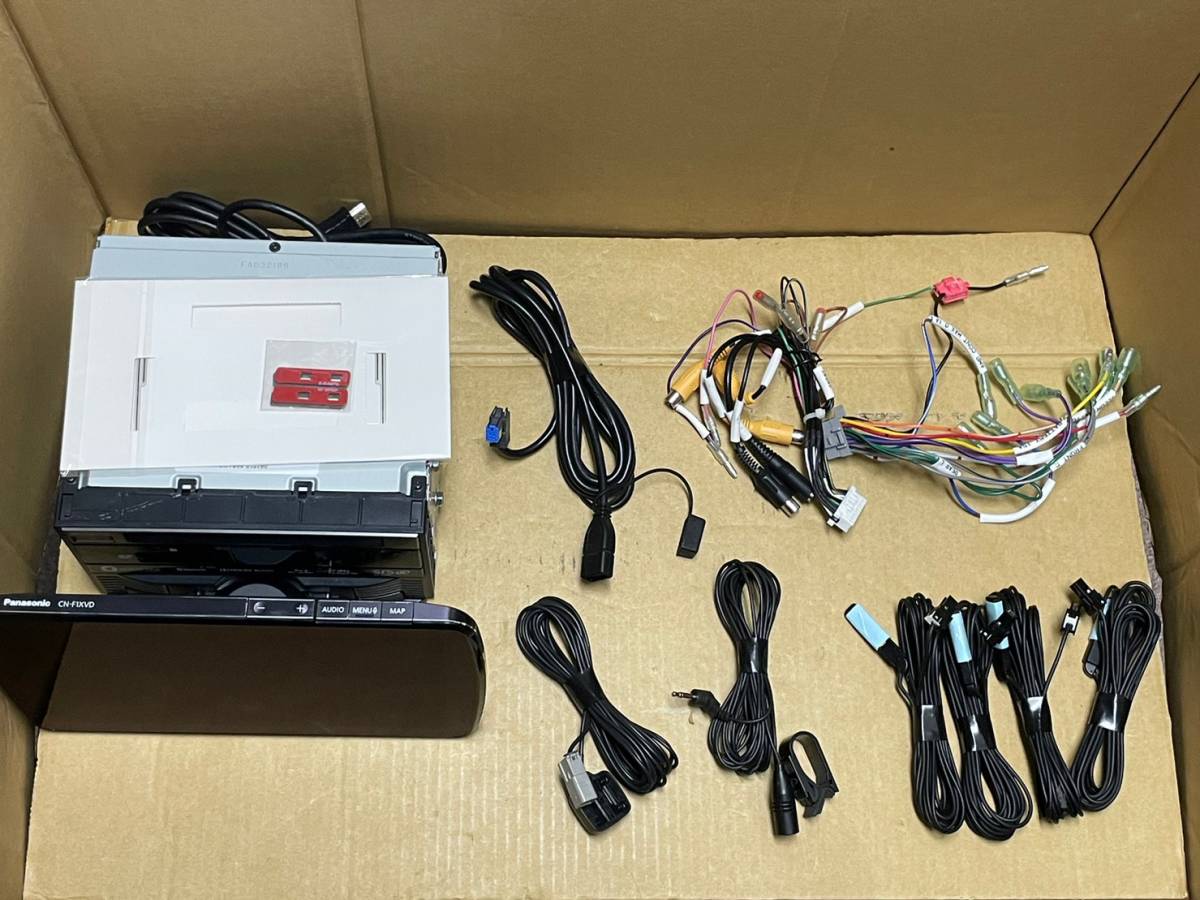 パナソニック CN-F1D9D 9インチ Strada パナソニック「Strada」で手に