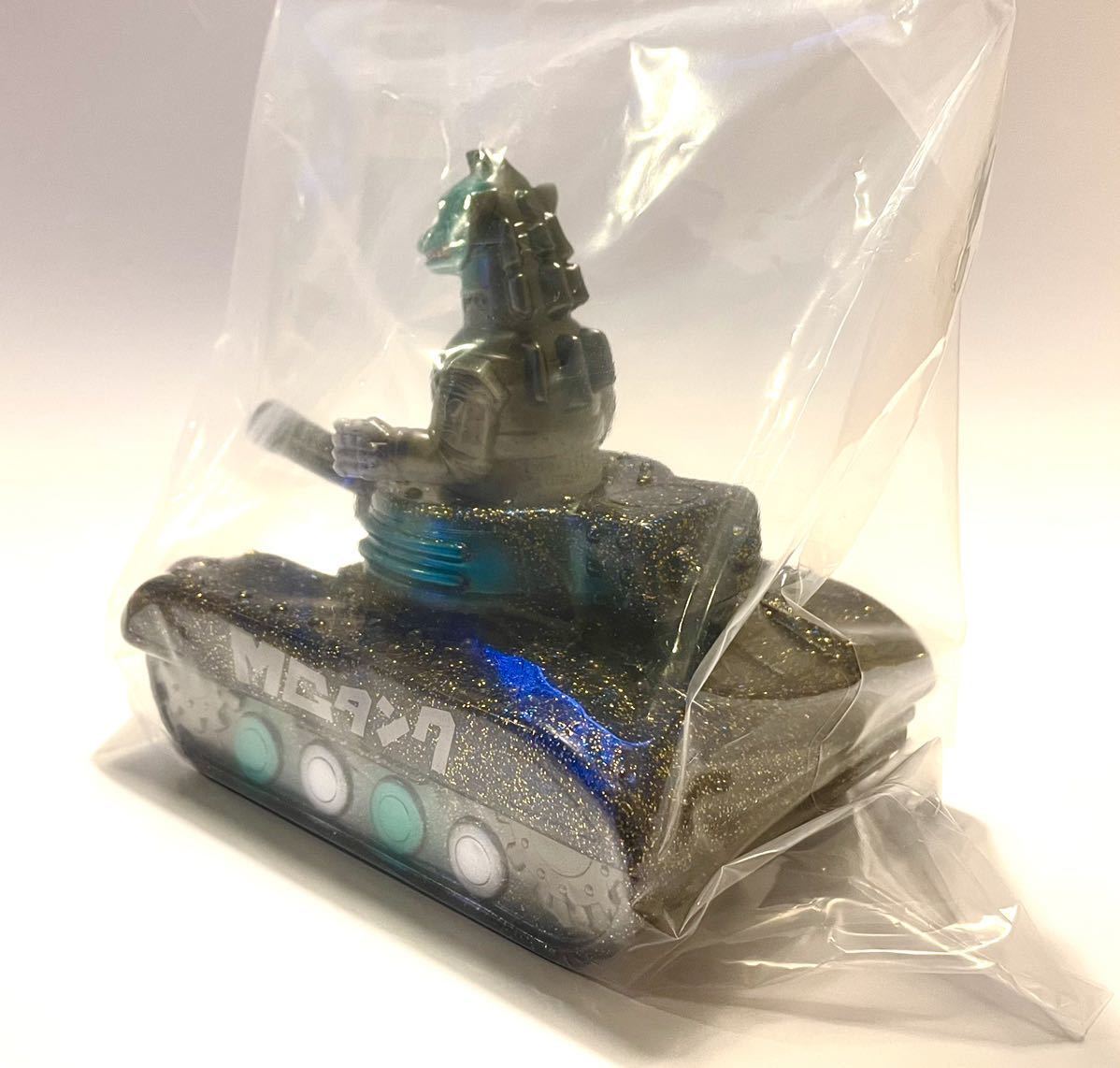 CHARACTICS キャラクティックス ヘドラ ヘドラタンク トレフェス