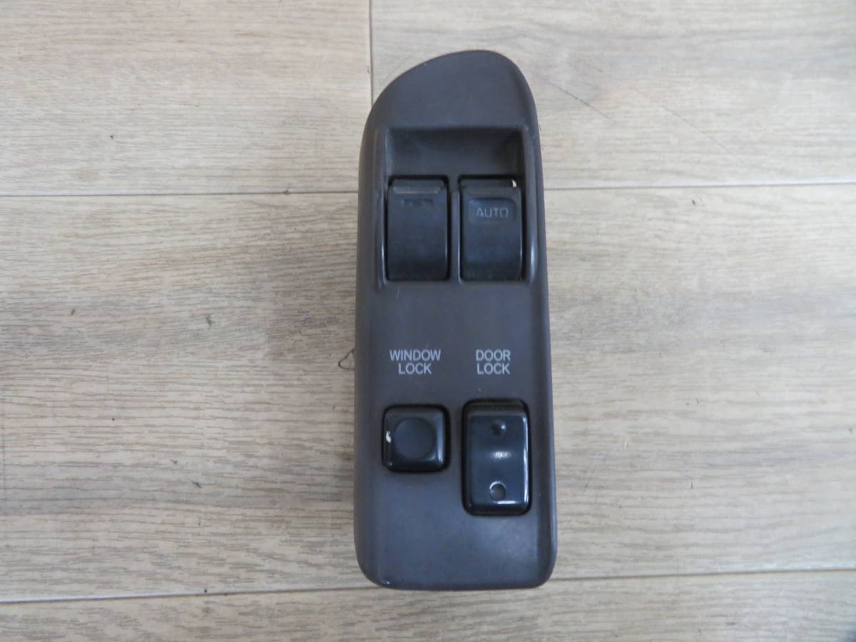 36961 トヨタ ハイエース 100系 パワーウィンドウスイッチ TOYOTA 