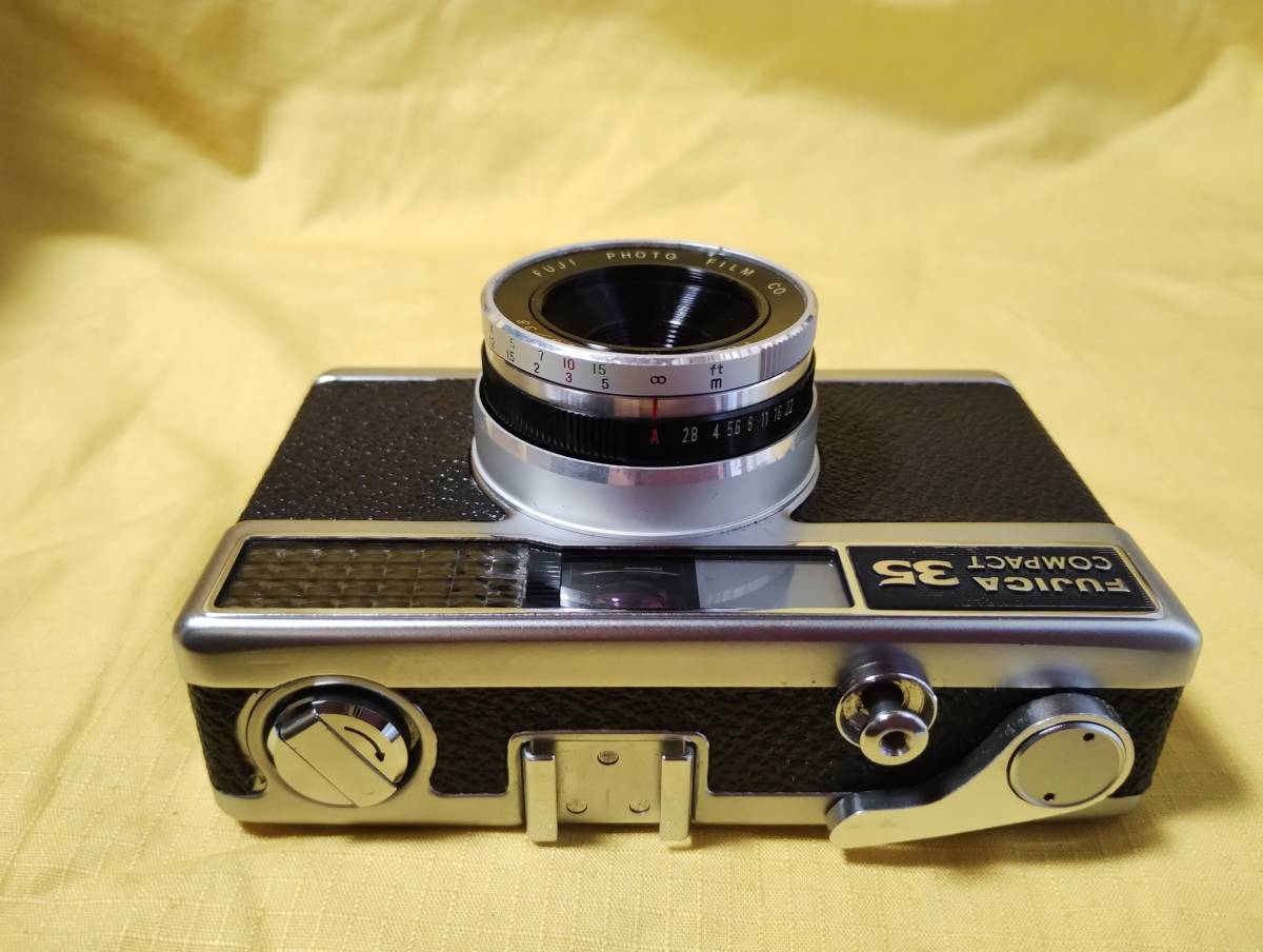 FUJICA Compact How COMPACT the to カラー写真需要の拡大を援護した