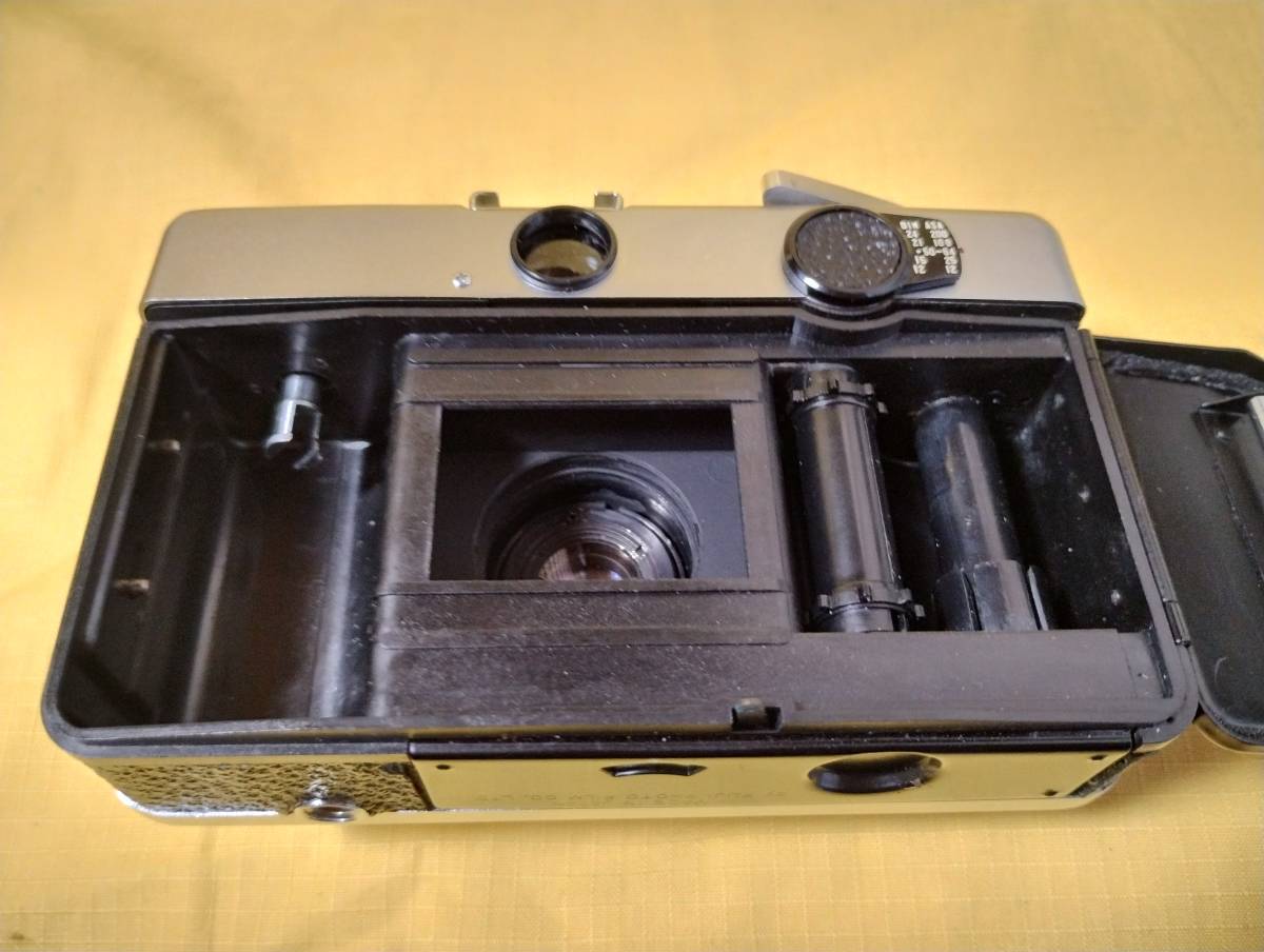 FUJICA Compact How COMPACT the to カラー写真需要の拡大を援護した