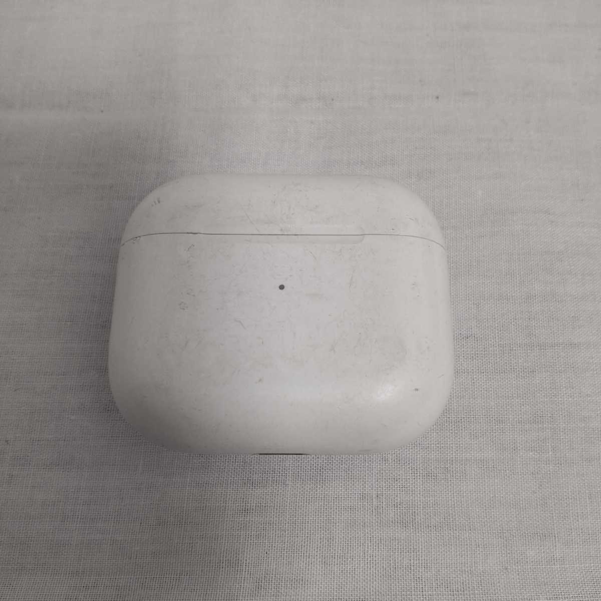 AirPods/欠品あり/ケース 右のみ/Apple/充電ケース/エアーポッズ/アップル/A2565/汚れあり/ワイヤレスイヤホン/スマホ/アクセサリ/ジャンク