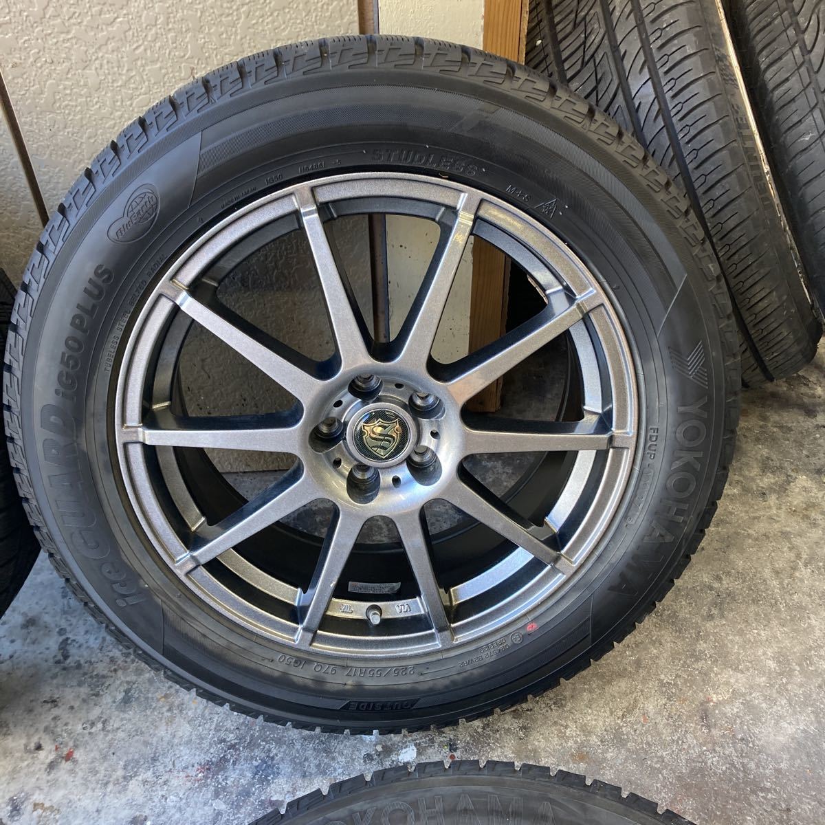 【豊富な，SALE】 バリ山！225/55R17 ヨコハマ IG50 プラス 2016年製 S 17×7j+48 PCD100/5H スタッドレス 4本 検: スバル XV ハイブリッド フォレスター