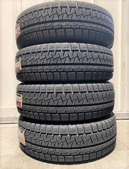 送料無料 未使用品 4本セット (KJ0043.9) 235/55R17 99Q PIRELLI ICE 