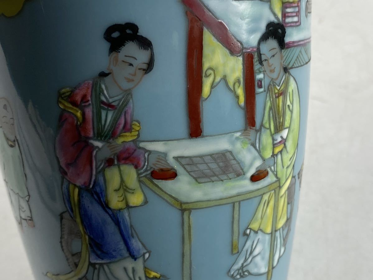 朝】中国古玩 古美術 花瓶 粉彩 色絵 美人と唐子図 在銘 大