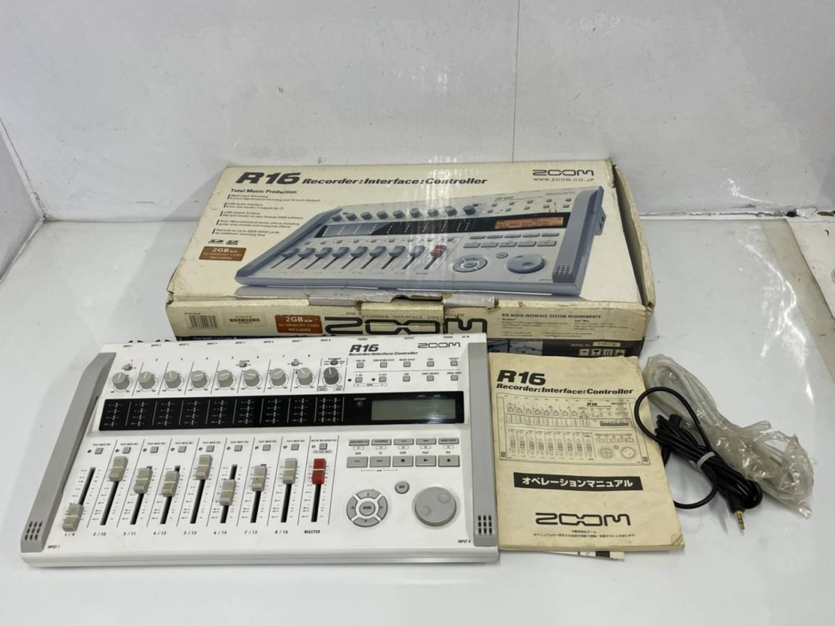 ZOOM R16 マルチトラックレコーダー 元箱・マニュアル付 現状品