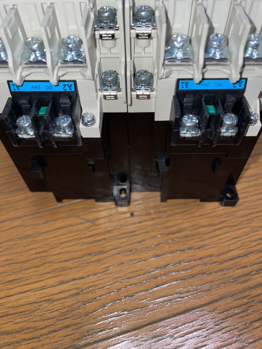 在庫処分 SD-N21 電磁接触器 DC24V マグネットスイッチ 三菱電機 2個 