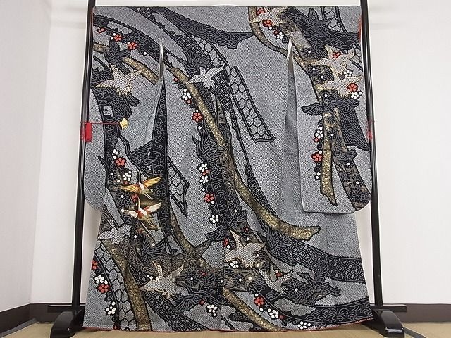 着物屋こころ■豪華振袖　駒刺繍　総絞り　飛鶴文　金彩　着丈166cm　裄丈68.5cm　正絹　逸品　B-np2562