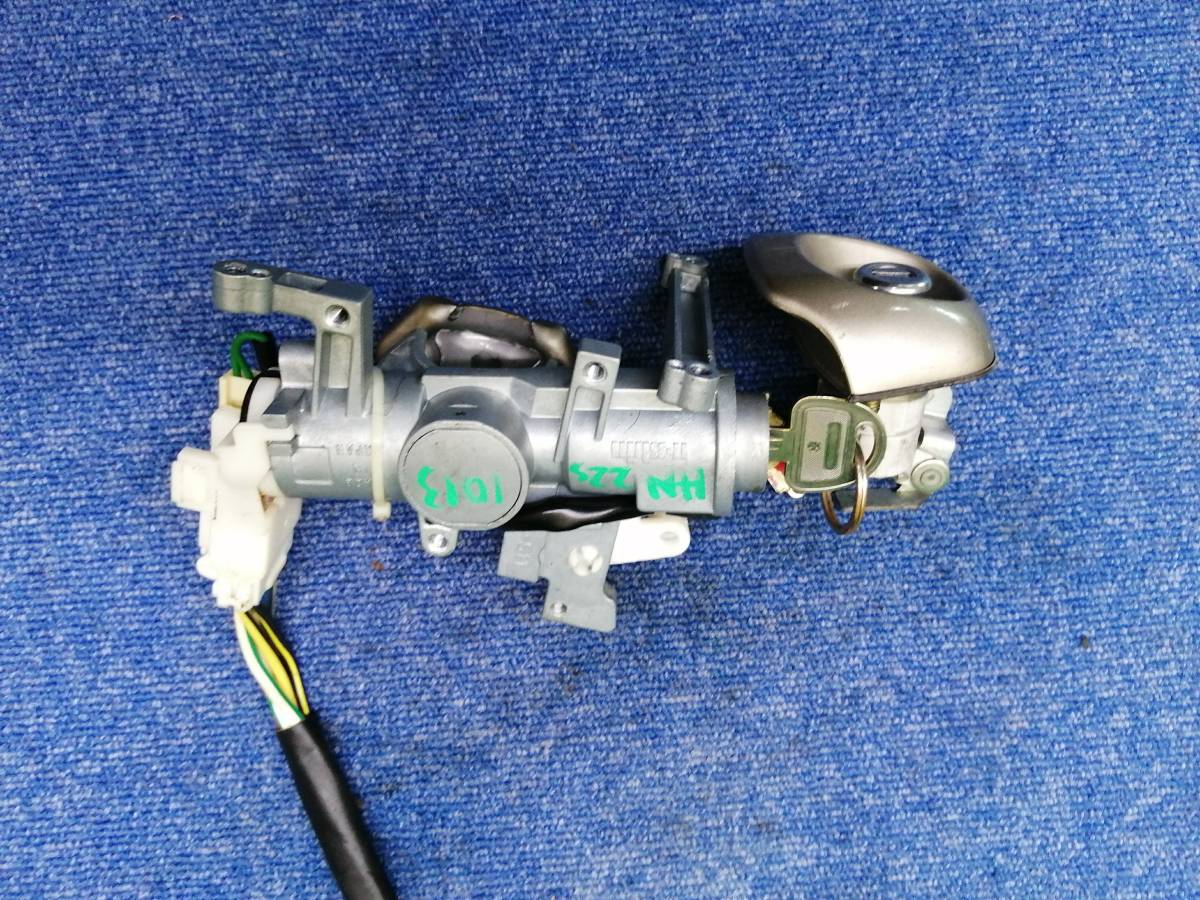 ☆送料520　1013　スズキ　HN22S　ケイ　キーシリンダー　メインキー　鍵穴 鍵