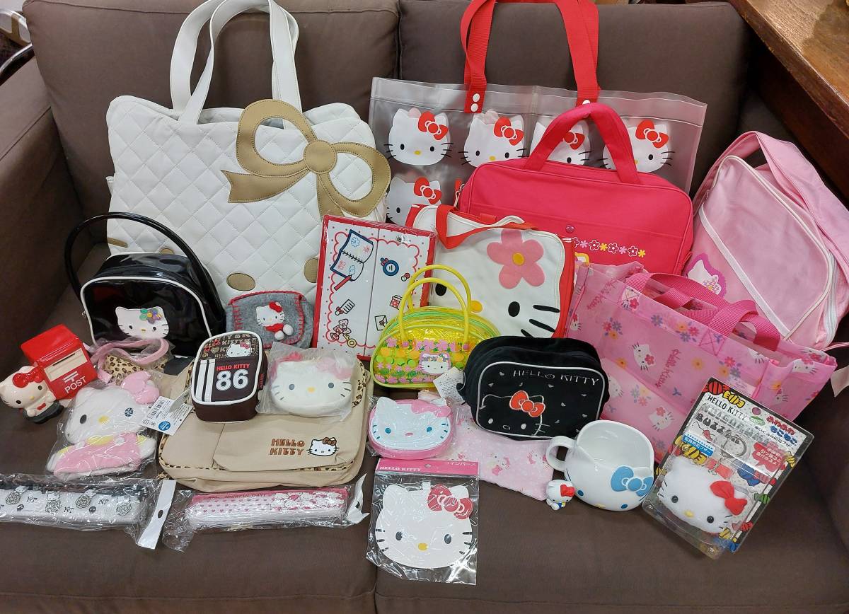ハローキティ house | │sanrio ハートキルティングトートバッグ 
