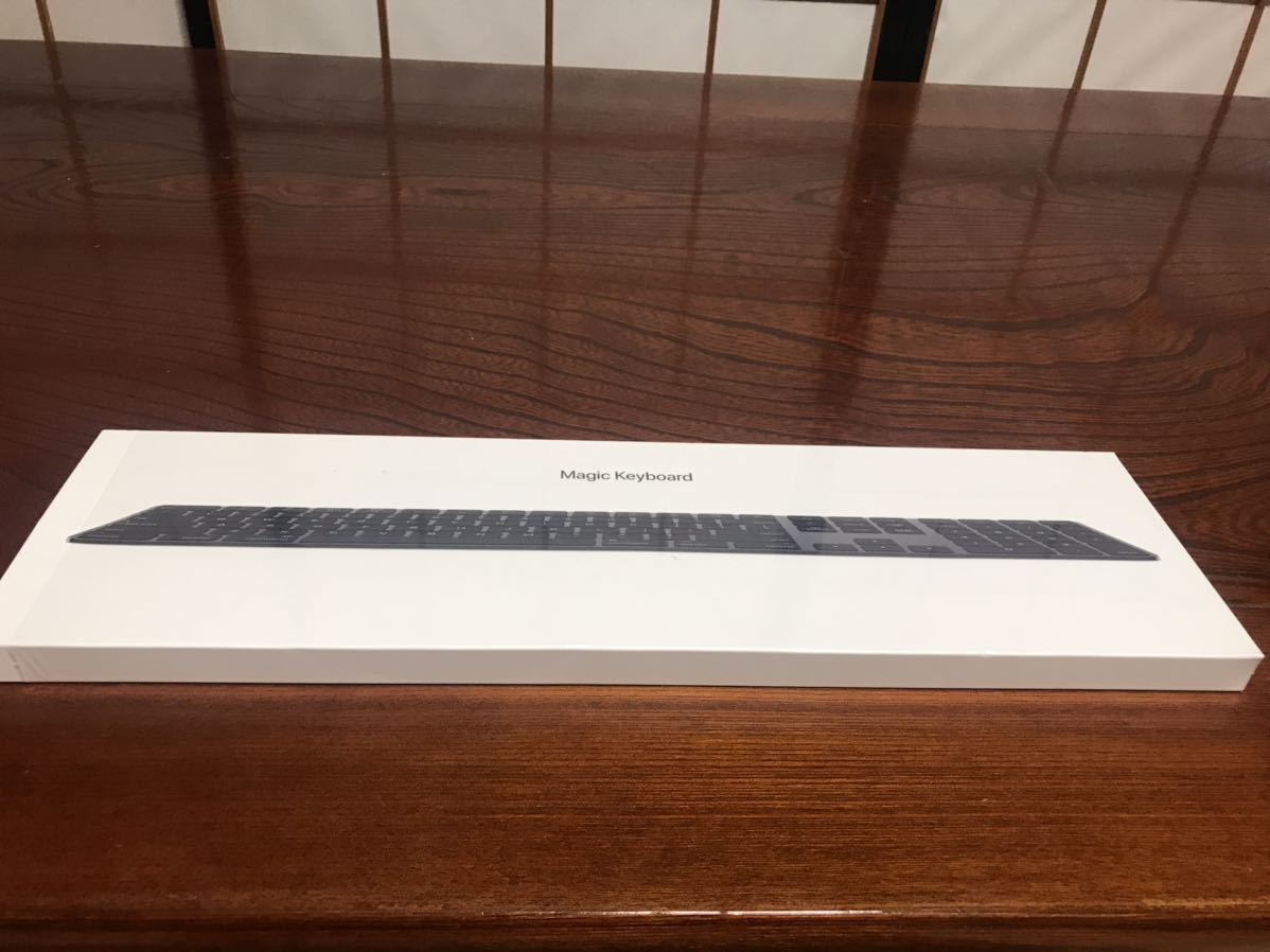 Magic Keyboard 未使用品テンキー付き英字キーボード