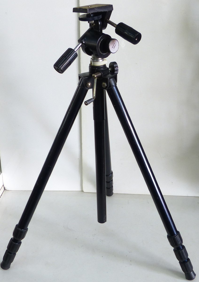 ☆HUSKY ハスキー 4段 大型三脚 QUICK-SET USED品☆ 三脚 HUSKY
