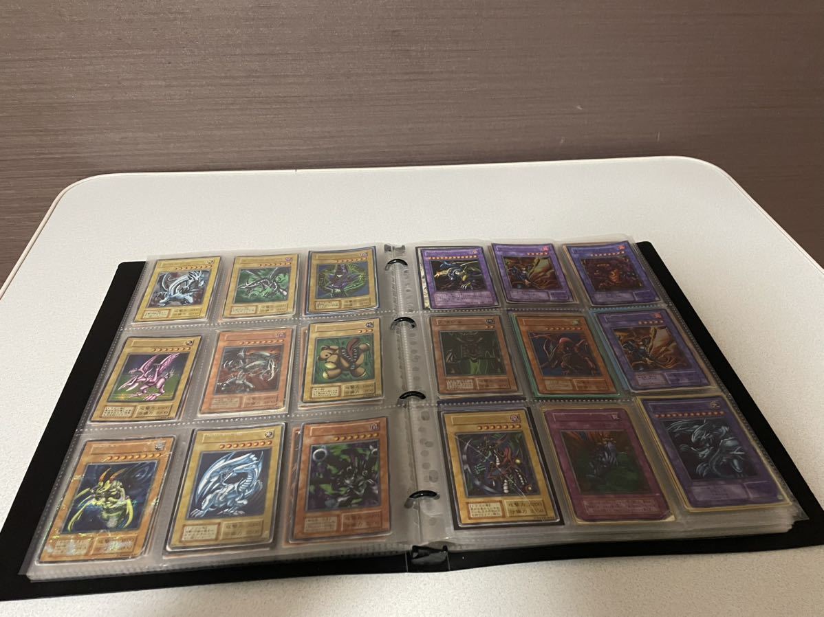 遊戯王初期　ホーリーナイトドラゴン、究極完全態グレートモス等あり