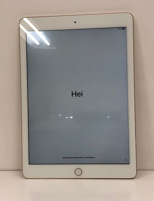 230110SK360242 【ジャンク】Apple　iPad　アップル　アイパッド　第5世代　WiFiモデル　A1822