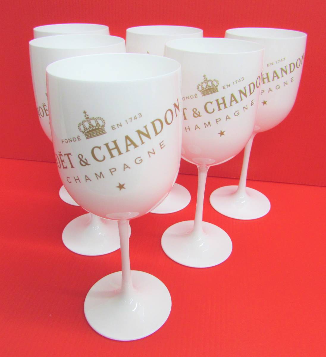 未使用 MOET&CHANDON モエ エ シャンドン アンペリアル シャンパングラス プラスチック製 グラス ホワイト 6客セット 箱付き