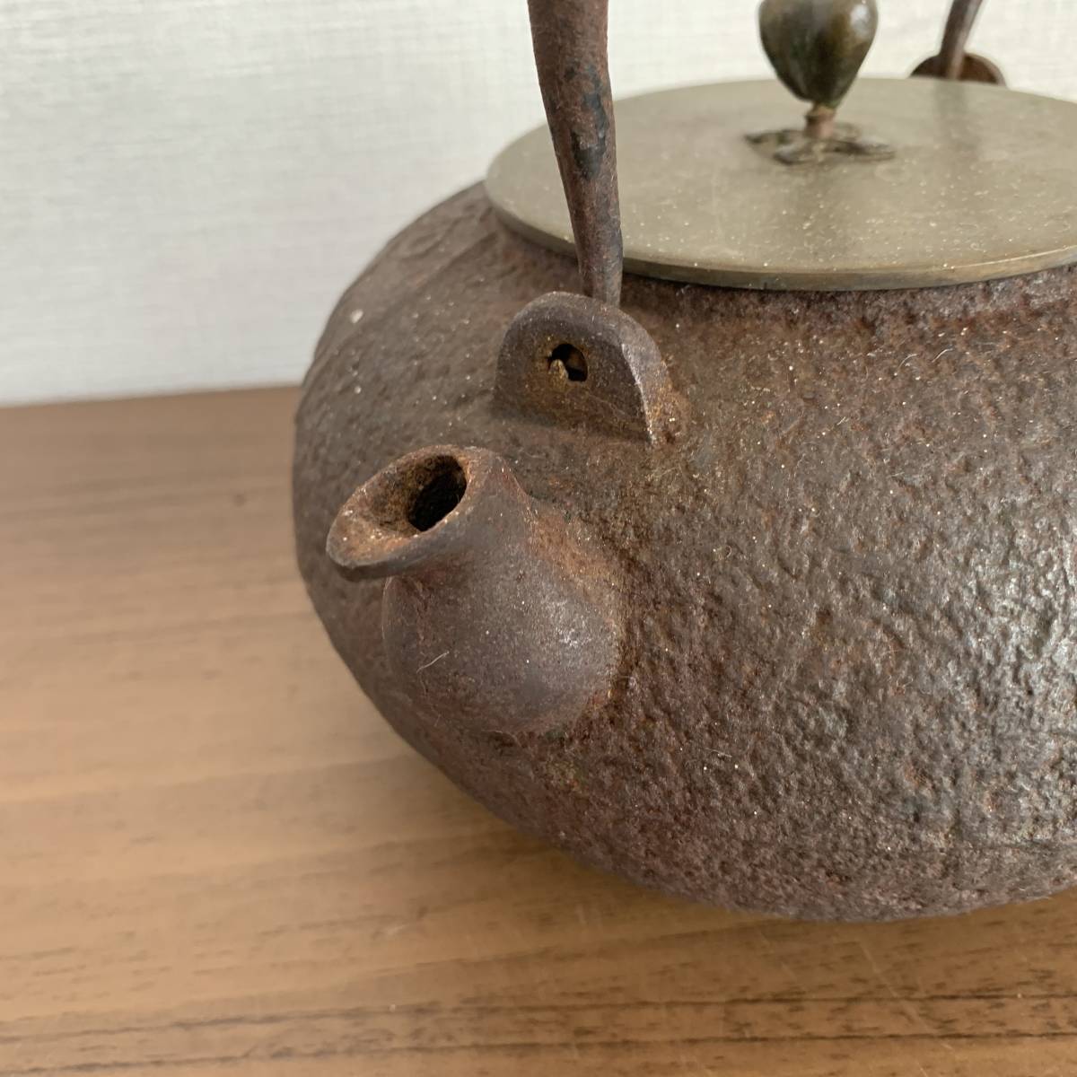 ☆ 龍文堂 鉄瓶 古銭紋 煎茶道具 茶道具 古美術 骨董 穴あきあり 1