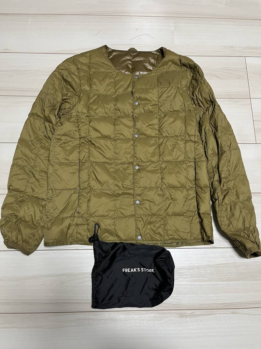 TAION タイオン クルーネックボタン インナーダウンジャケット ベージュ ブラウン 