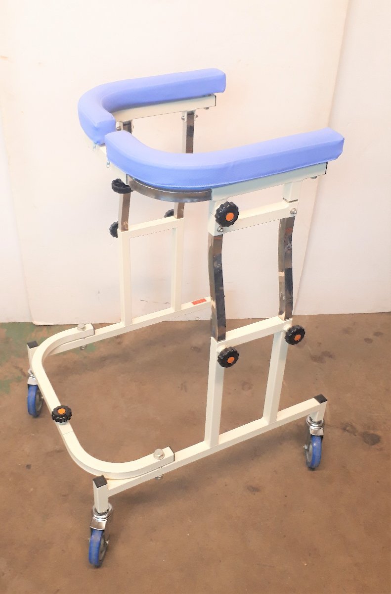 ★ 92611 アルコー 介護用品 歩行器 歩行補助 アルコート W52 x D68 x H108cm キャスター付 幅可変・高さ無段階可変 美品 ★*