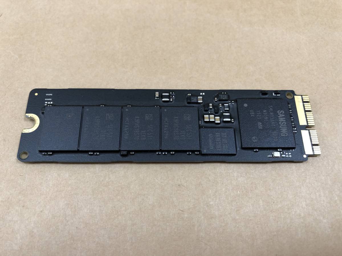 中古】Apple純正 PCIe SSD 512GB (MZ-JPV5120/0A4) 661-07588) 512GB