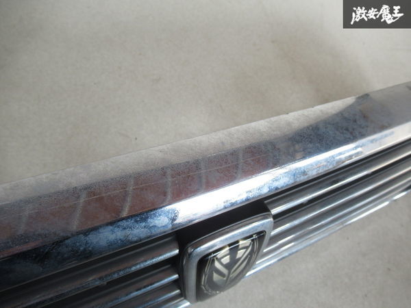 E24 キャラバン 純正 グリル 平成8年式 日産キャラバンコーチ