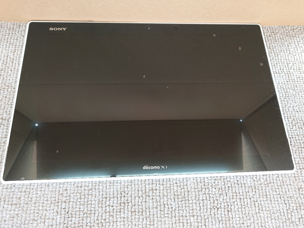SONY Xperia Z2 Tablet SO-05F ホワイト タブレット 10.1インチ Android4.4 RAM3GB ROM32GB ソニー エクスペリア アンドロイド 中古